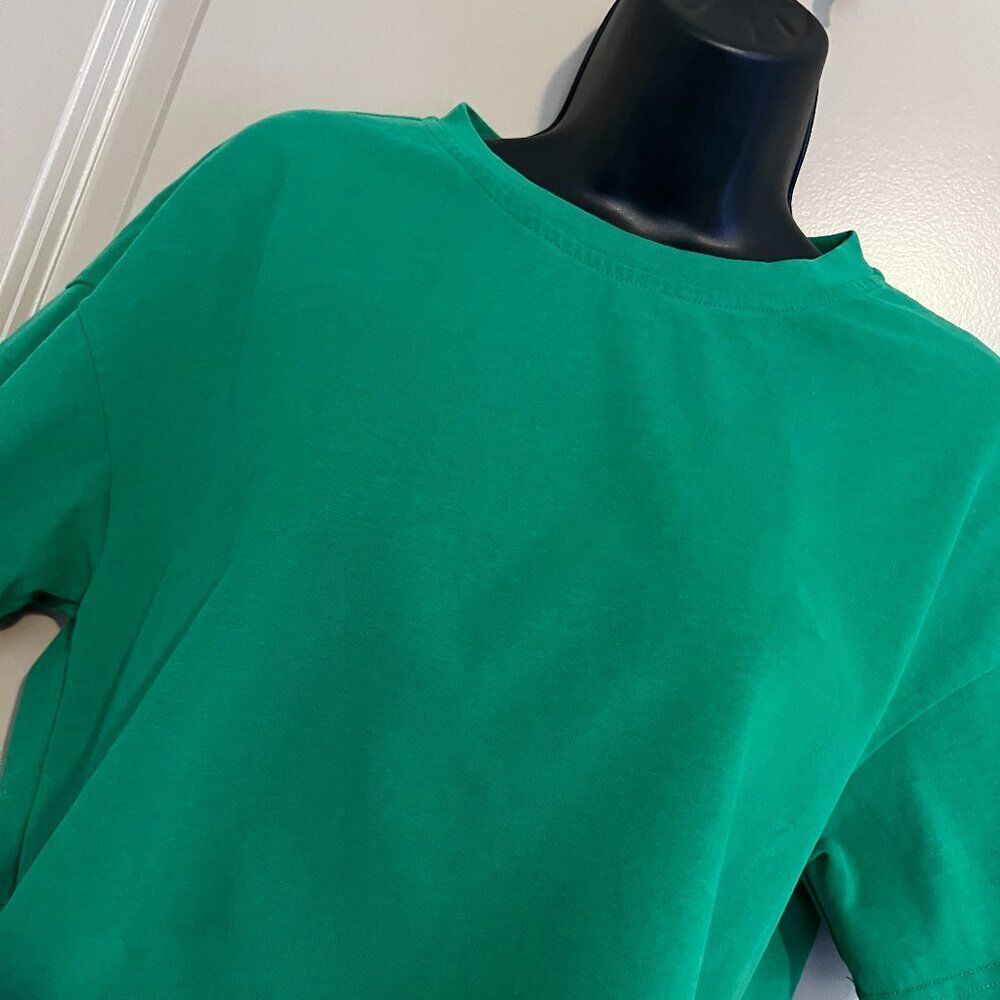 Women's Small Cider‎ Green Crop Top